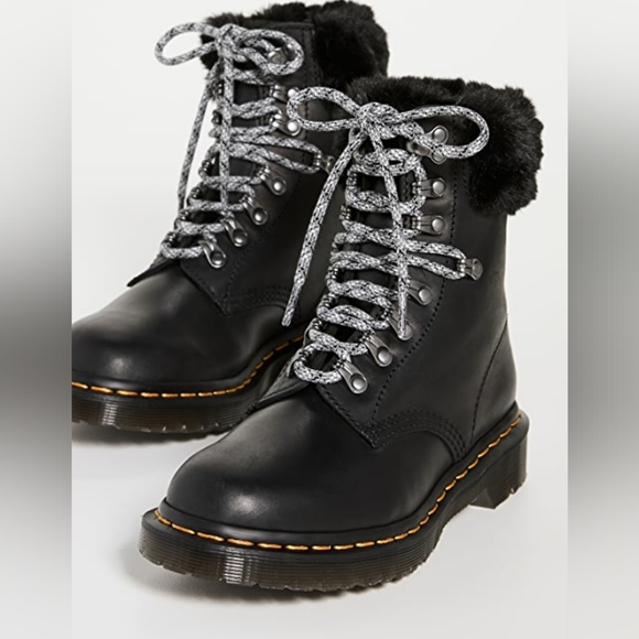 Dr. Martens Shoes - NIB Dr. Martens 1460 Serena Collar Combat Boots